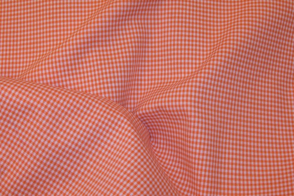 Kitchen 2mm checkers in orange and white