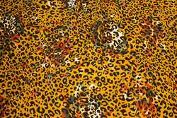 Cotton-jersey with golden animal-print