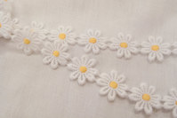 Daisy ribbon, 2 cm flower