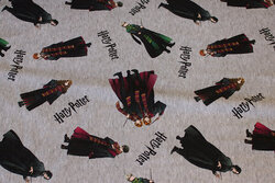 Speckled grey cotton-jersey with ca12. cm Harry Potter motifs