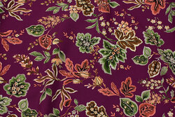 Blouse viscose with stretch in red-purple with flowers