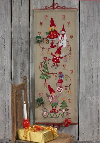 Christmas Calendar with elf-girls and snowman. Permin 34-3267. 