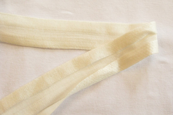 Jersey ribbon off white 2 cm