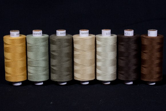 Synthetic thread standard quality, brown colors, 1000 m