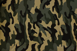 Medium-thickness camouflage fabric in green nuances