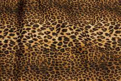 Cotton satin in animal-print with light stretch
