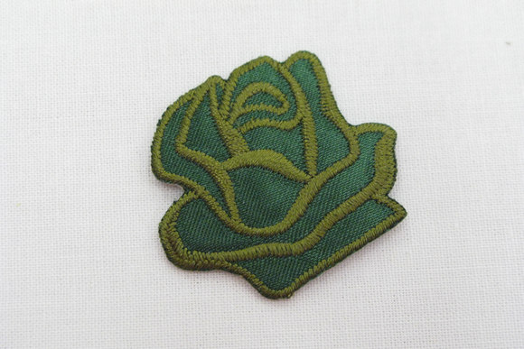 Green rose iron-on-patch size 3.5 cm