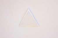 White triangle patch 3 cm