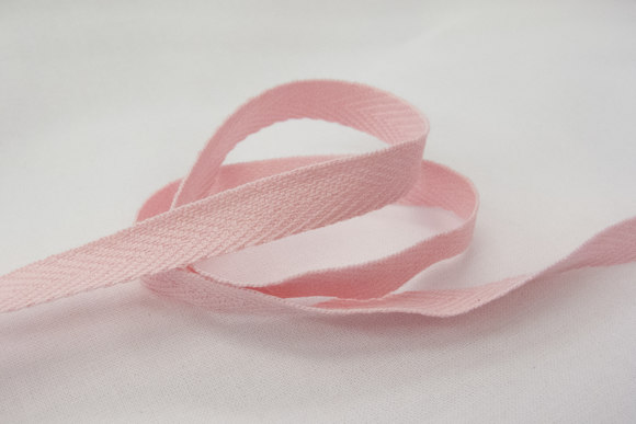 Herringbone woven cotton tape light pink 1cm