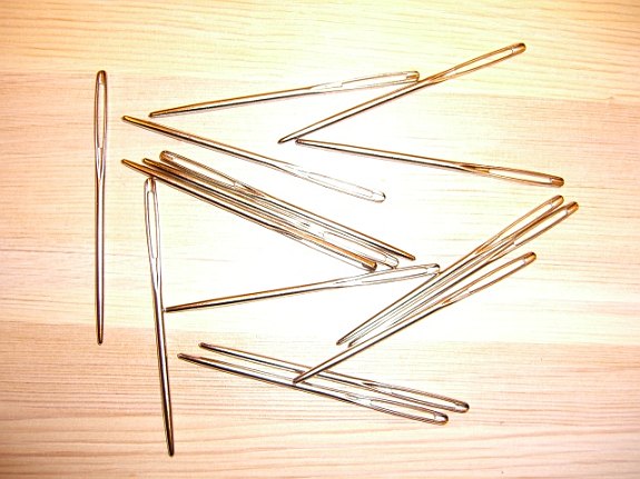 Embroidery needles. 2,5 inch length