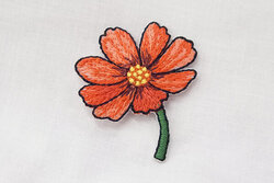 Patch flower red 4 x 3 cm