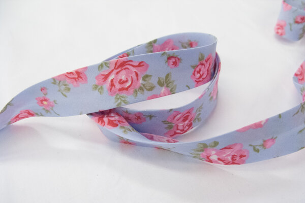 Bias tape, babyblue with roses 2 cm