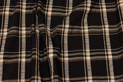 Black blouse crepe with ca. 6 cm checks