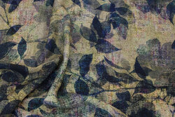 Blouse viscose in batique-style