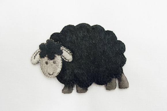 Sheep patch black 6x5cm