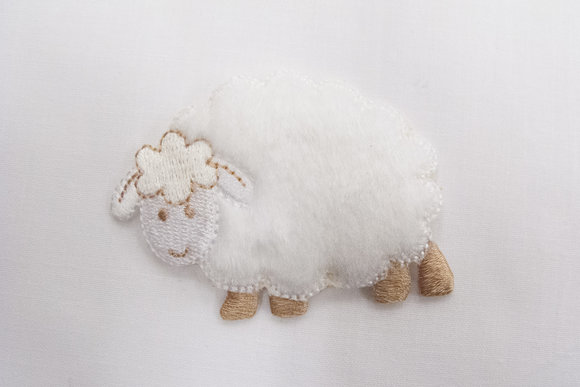 Sheep patch white 6x5cm