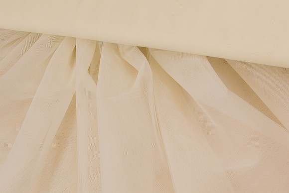 Bridal tulle in off-white