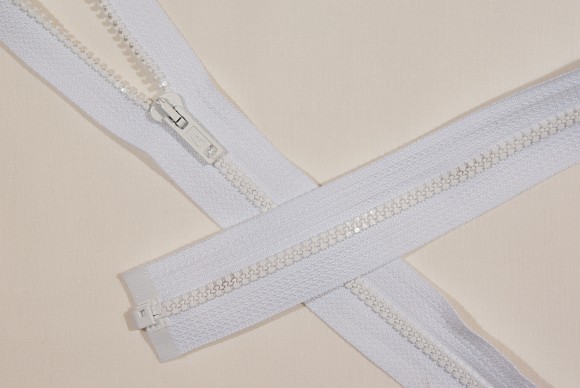 Sleeping bag zipper, dividable, plastic, 6 mm wide, 150 cm long