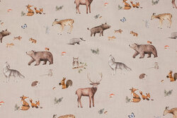 Sand-colored cotton-poplin with forest-animals