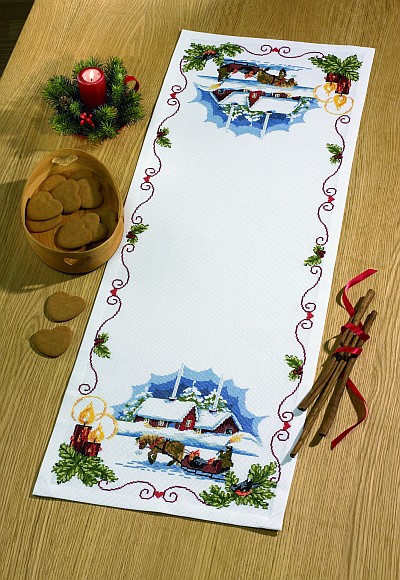 Table deco with horse and sled