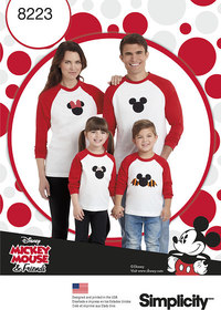 3 Child´s and Adults Knit Tops with Disney Appliques. Simplicity 8223. 